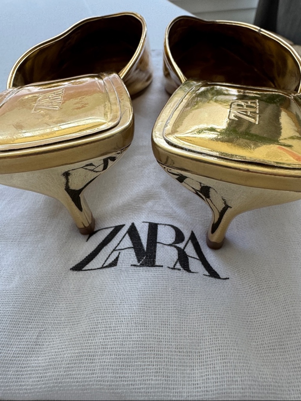 Zara Metallic Gold Pointed Toe Slip-On Mules - Picture 4 of 4